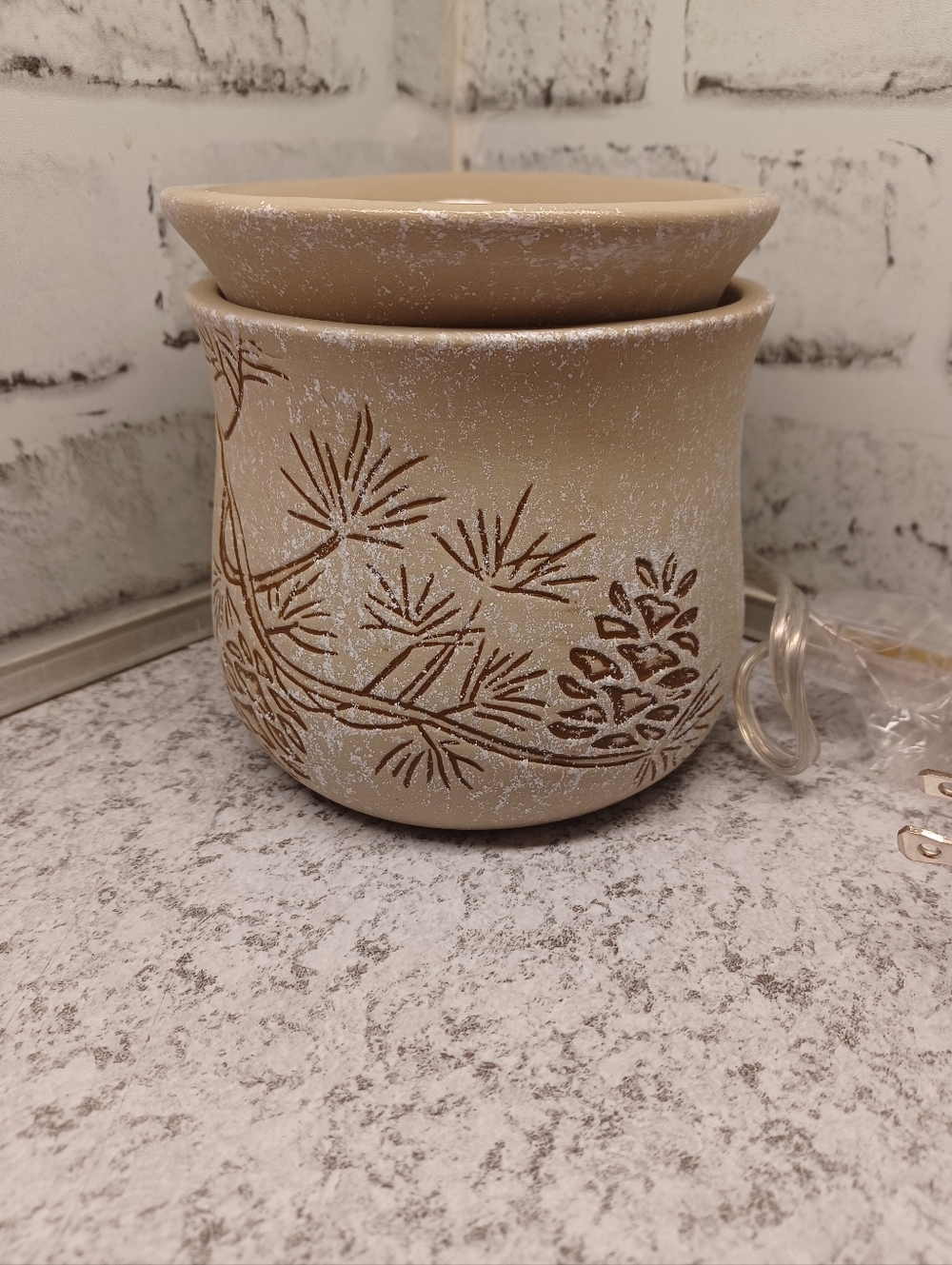 Rustic Pine Simmer Pot Wax Warmer Pink Zebra pinecone Beige cabin feel